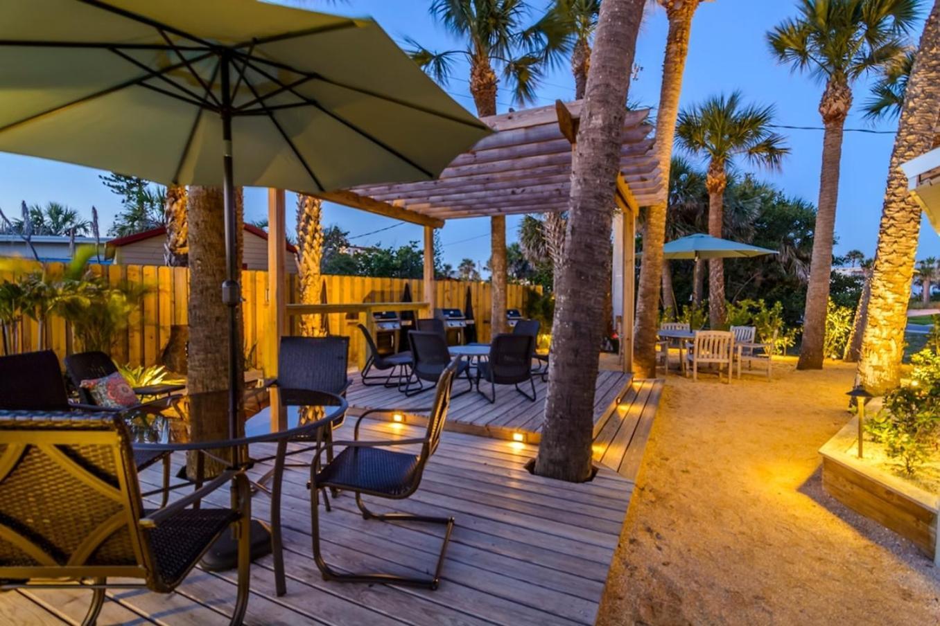 Boutique Vacation Rental Complex At Beach 코코아비치 외부 사진
