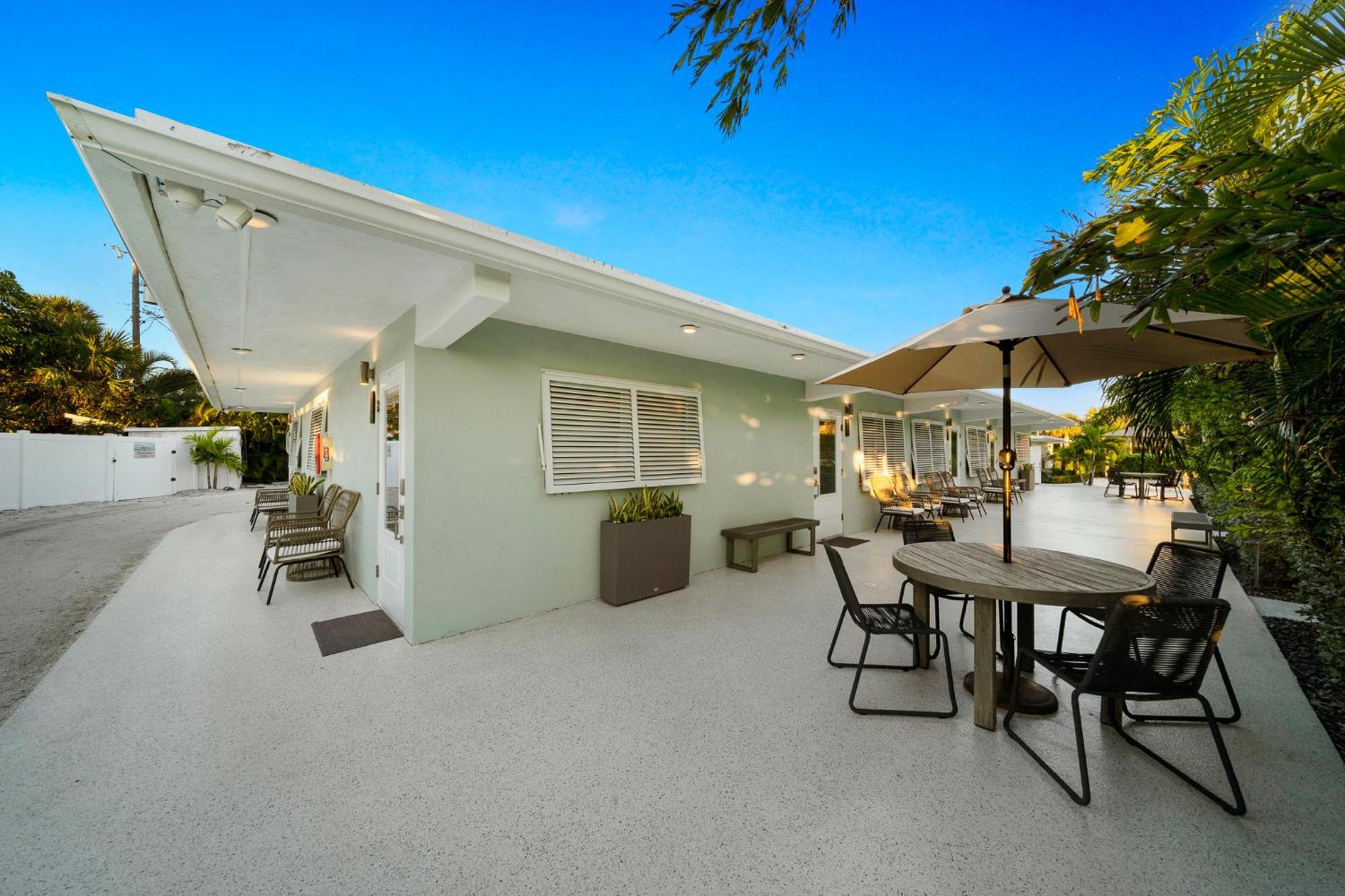 Boutique Vacation Rental Complex At Beach 코코아비치 외부 사진